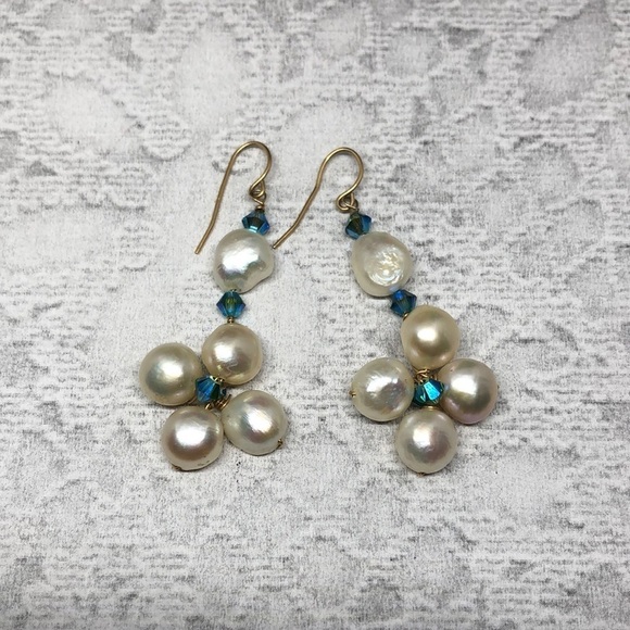 Artisan 14k GF genuine cultured pearl and crystals statement earrings dangle - Picture 2 of 4